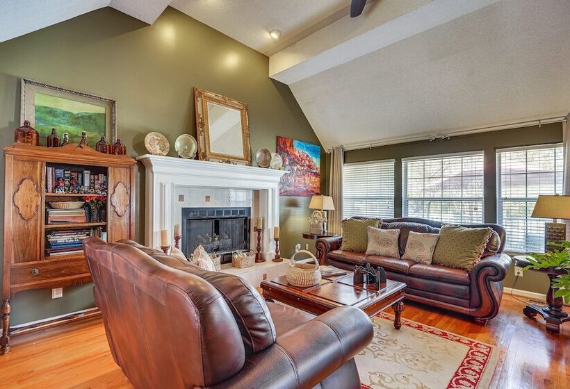 Charleston Home: Game Room, Large Deck & 2 Grills!