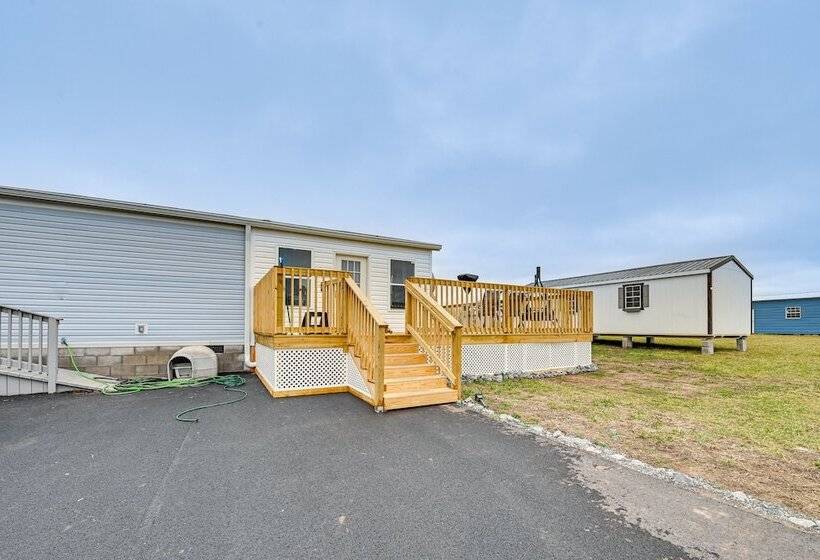 Cozy & Quiet Paint Lick Escape W/ Spa Services!