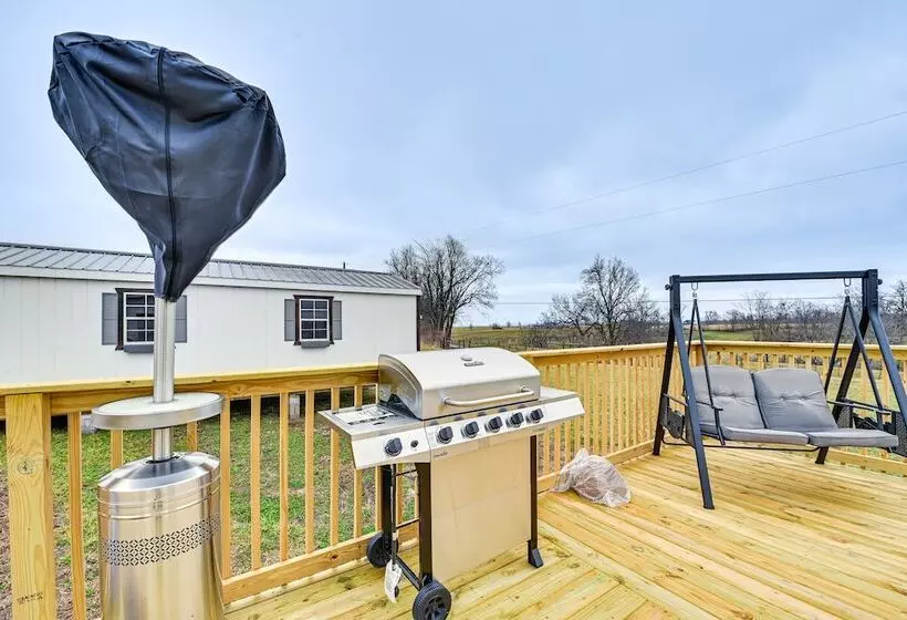 Cozy & Quiet Paint Lick Escape W/ Spa Services!