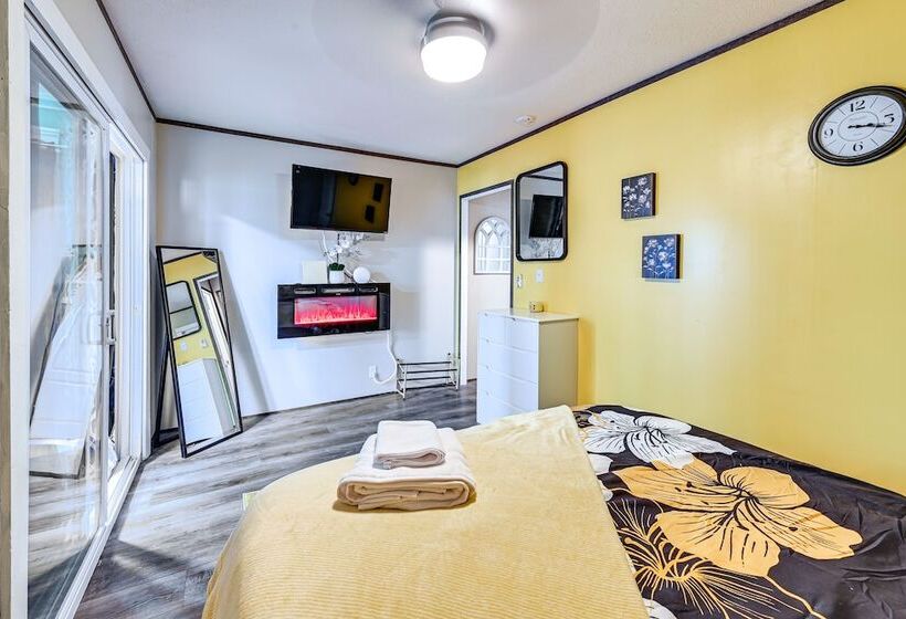 Cozy & Quiet Paint Lick Escape W/ Spa Services!