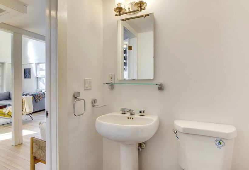 Dreamy Hudson Valley Cottage W/ State Park Views