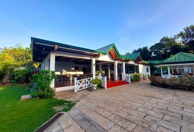 Hotel Cabana Republic