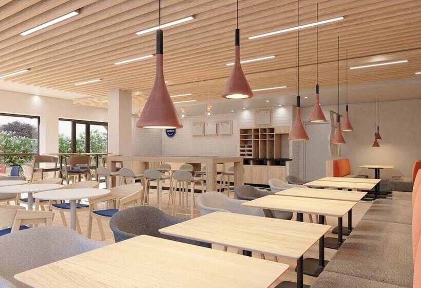 בית מלון כפרי Holiday Inn Express Caen Epron, An Ihg