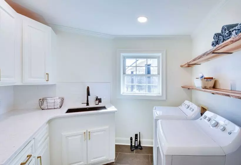 Lake Hartwell Home W/ Dock + Fire Pits!