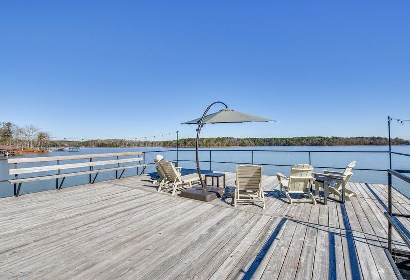 Lake Hartwell Home W/ Dock + Fire Pits!