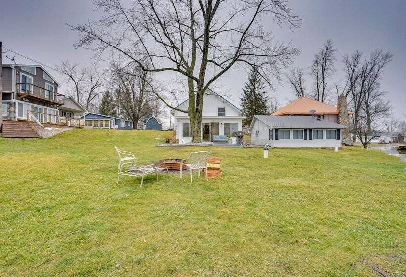 Montpelier Lake House W/ Deck, Dock & Fireplace!