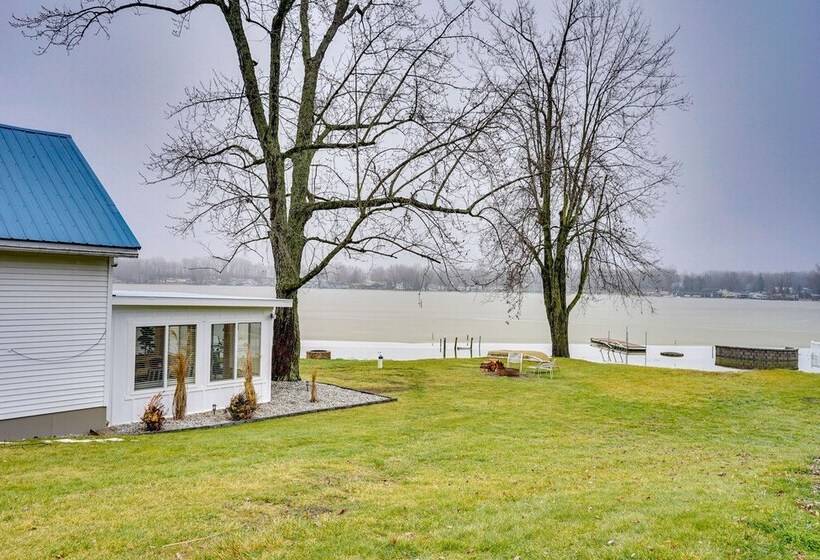 Montpelier Lake House W/ Deck, Dock & Fireplace!