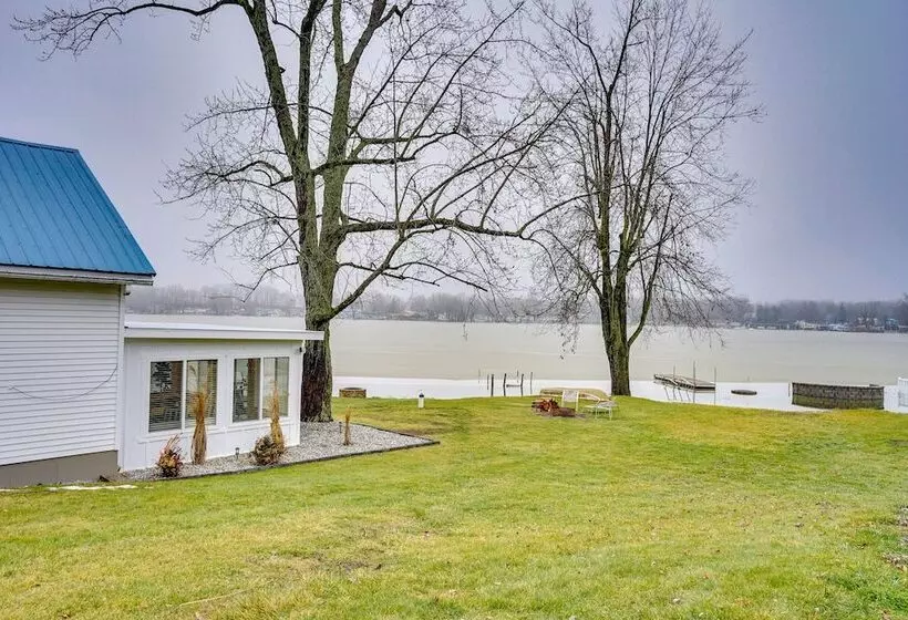 Montpelier Lake House W/ Deck, Dock & Fireplace!