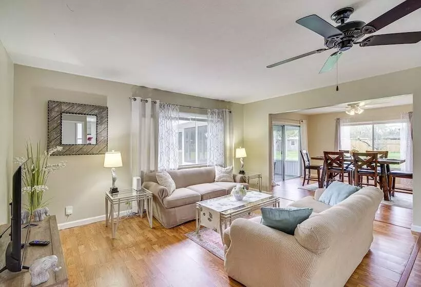 Palm Bay Home W/ Screened Porch   8 Mi To Beaches!