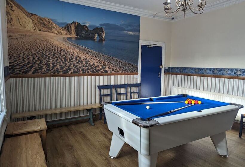 פנסיון Jurassic Bay Holidays