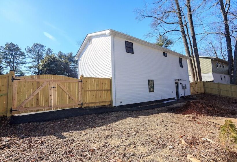 膳宿费 Spacious La Plata Escape