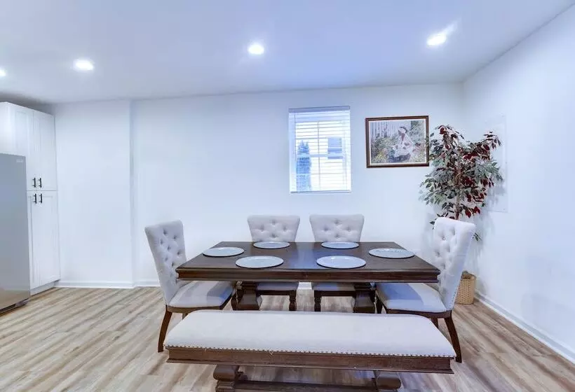 Majatalo Spacious La Plata Escape