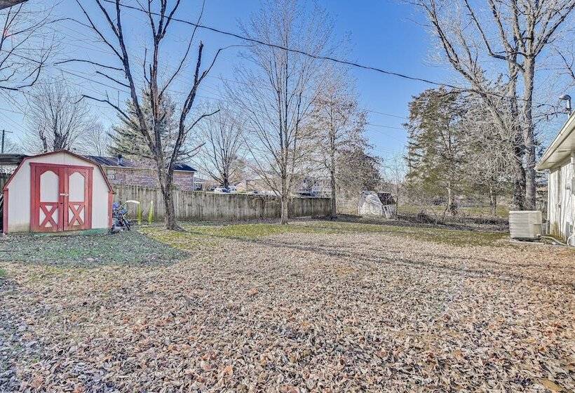 Pet Friendly Lawrenceburg Home Near Distilleries!