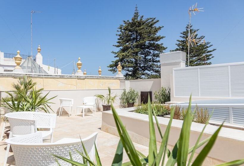 Villalobos Suites Adults Recommended