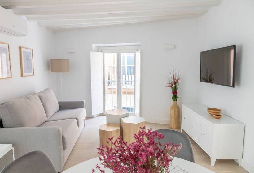 Villalobos Suites Adults Recommended