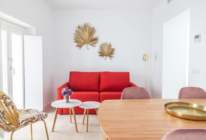 Villalobos Suites Adults Recommended