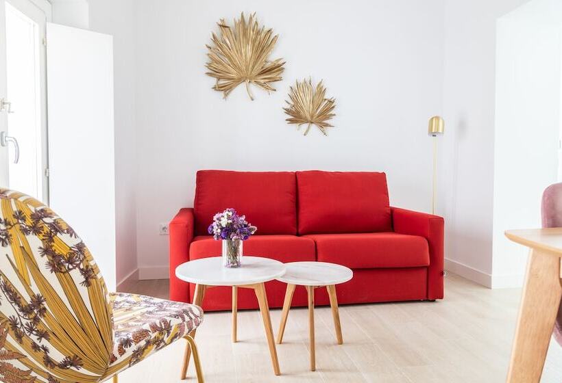 Villalobos Suites Adults Recommended