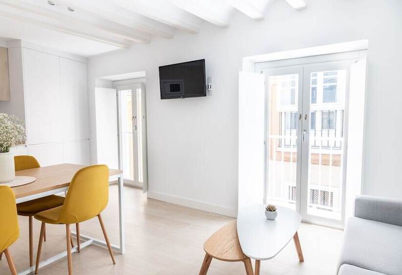 Villalobos Suites Adults Recommended