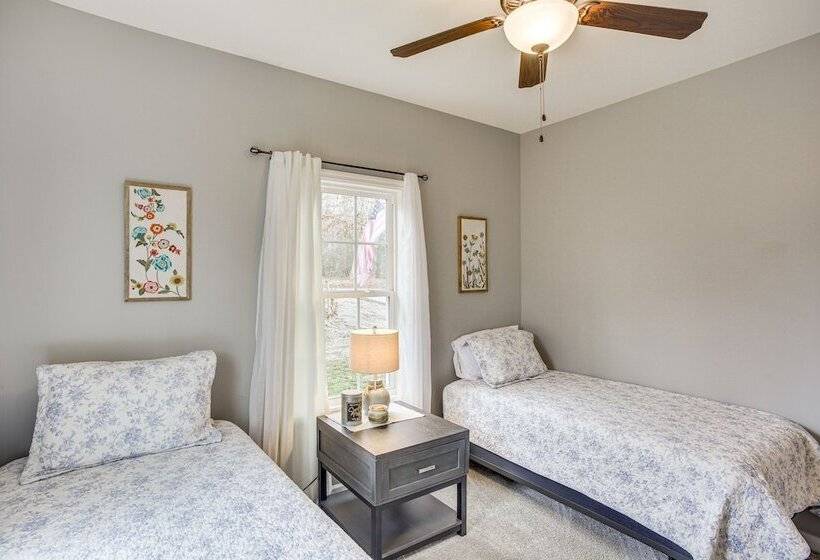 Winchester Home W/ Deck < 1 Mi To Tims Ford Lake!