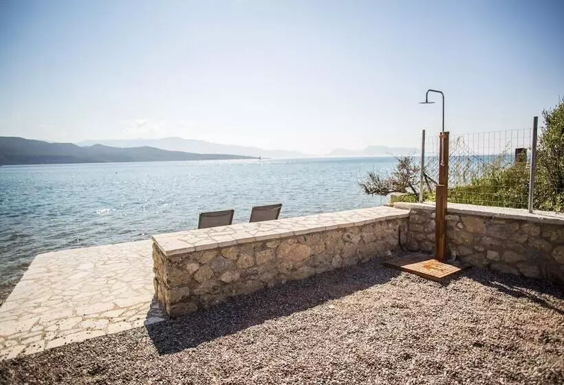 Blue Symphony Suites & Apartments