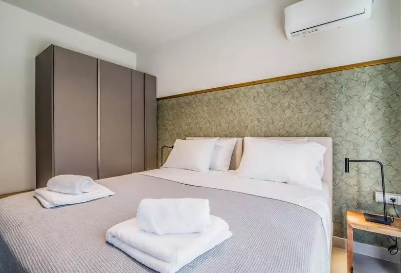 Blue Symphony Suites & Apartments