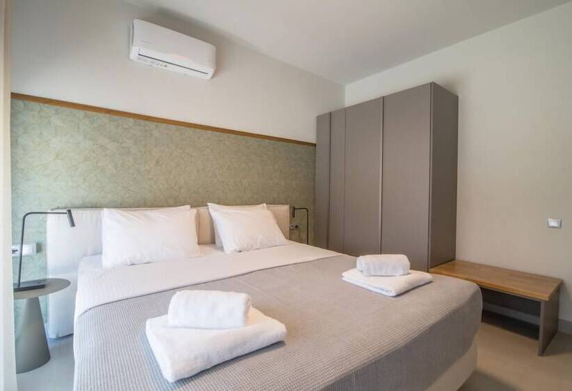 Blue Symphony Suites & Apartments