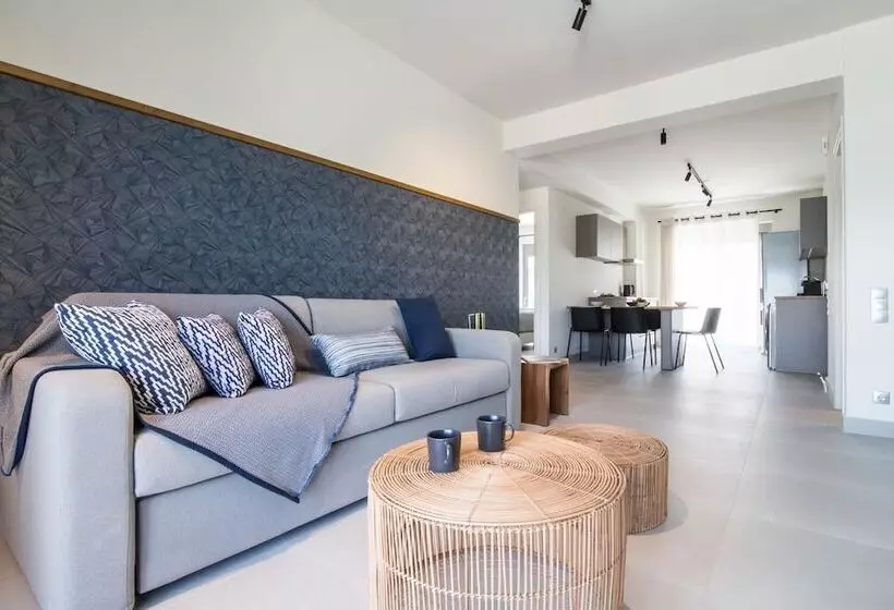 Blue Symphony Suites & Apartments