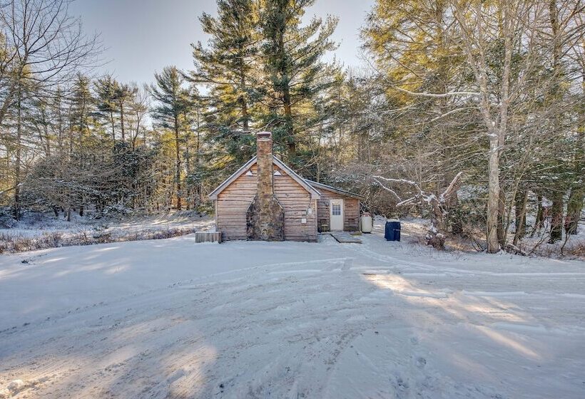 Cozy Blakeslee Cabin, 7 Mi To Jack Frost Ski Area!
