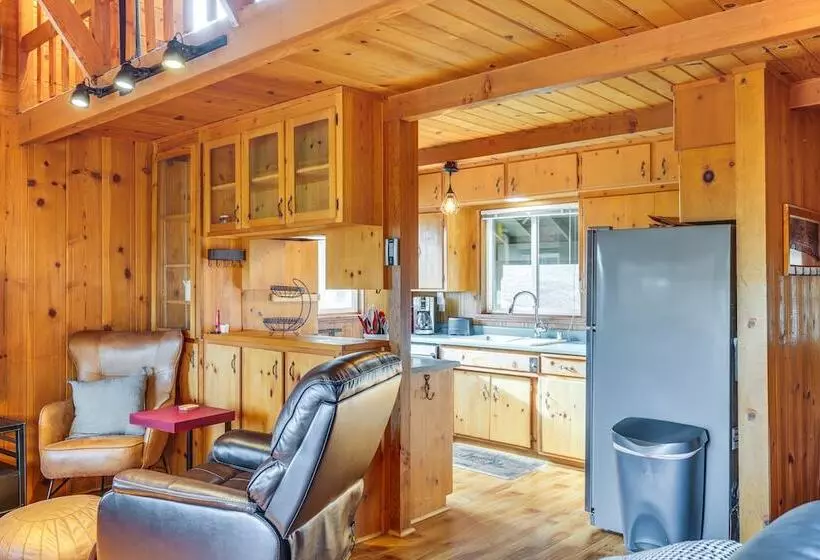 Cozy Mi Wuk Village Cabin: 18 Mi To Dodge Ridge!