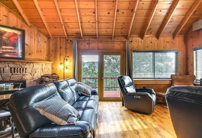 Cozy Mi Wuk Village Cabin: 18 Mi To Dodge Ridge!