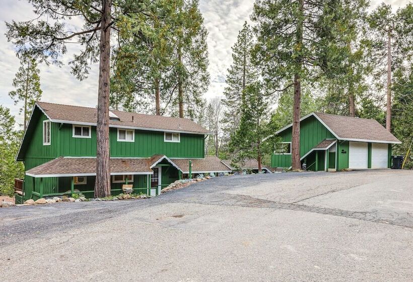 Cozy Mi Wuk Village Cabin: 18 Mi To Dodge Ridge!