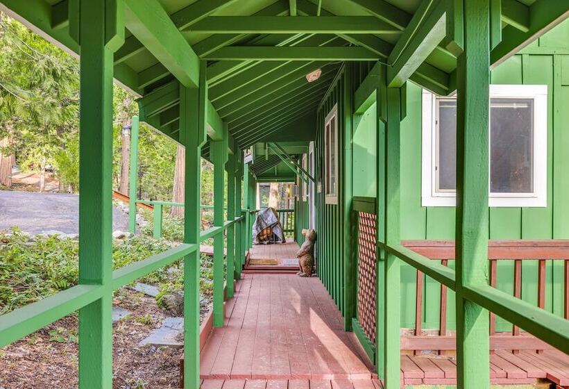 Cozy Mi Wuk Village Cabin: 18 Mi To Dodge Ridge!