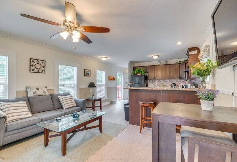 Dunnellon Hideaway, 15 Mi To Rainbow Springs!