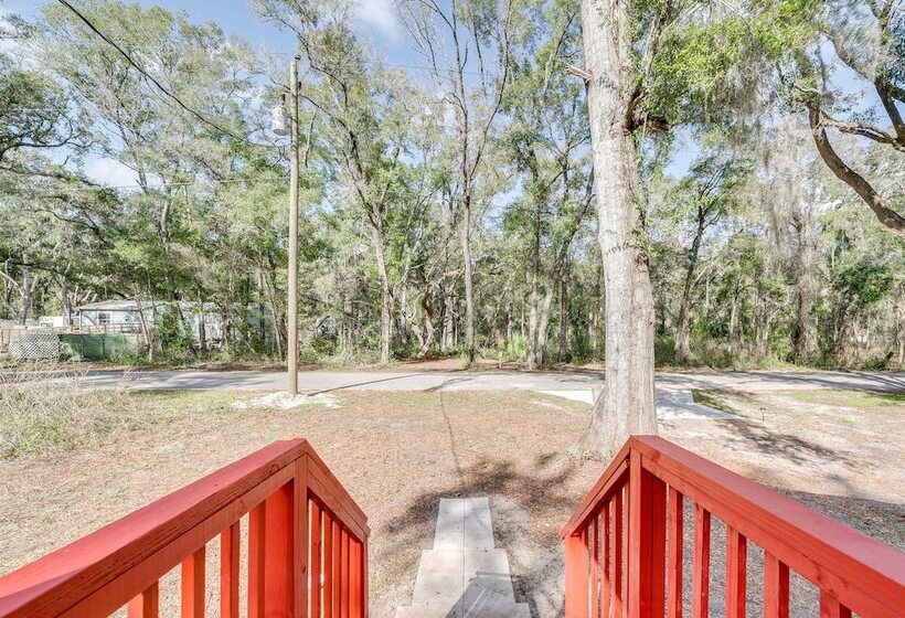 Dunnellon Hideaway, 15 Mi To Rainbow Springs!