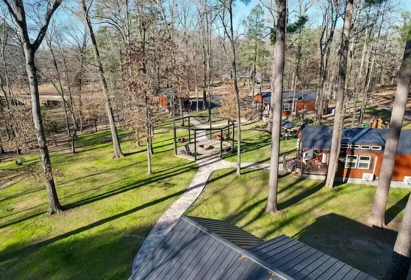 Hook, Line, & Sinker Retreat: Fire Pit, Grill!