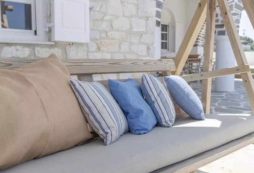ホテル Anthemion Paros Villas & Suites