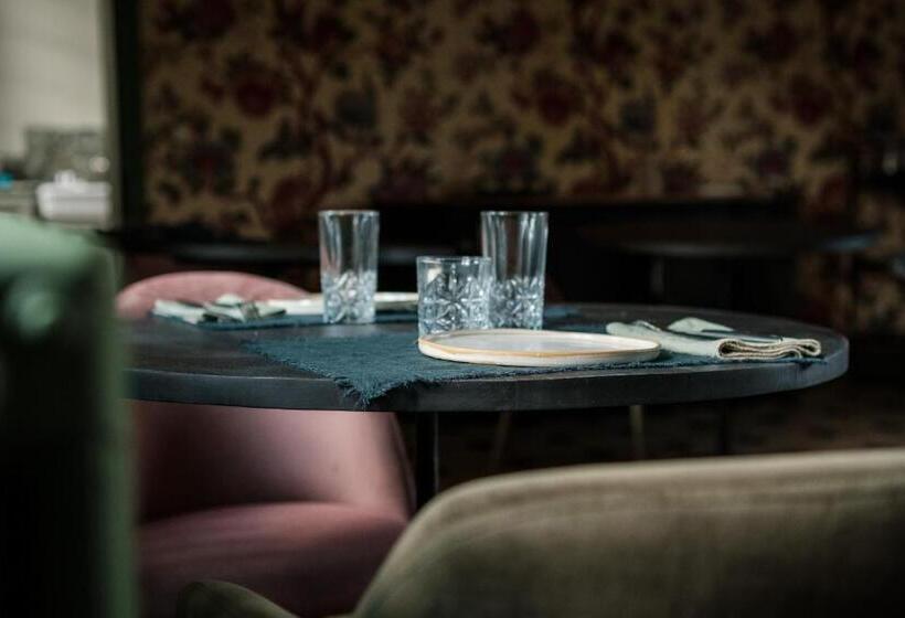 Отель Domaine Du Bosc Roger