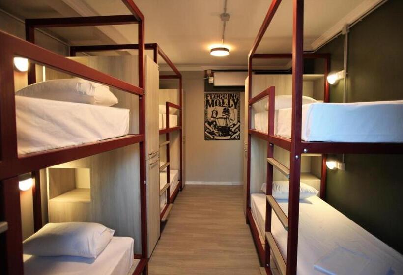 فندق Stay Hybrid Hostel