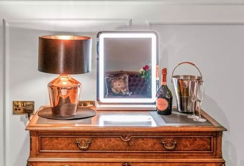 Hotelli The Ley Arms