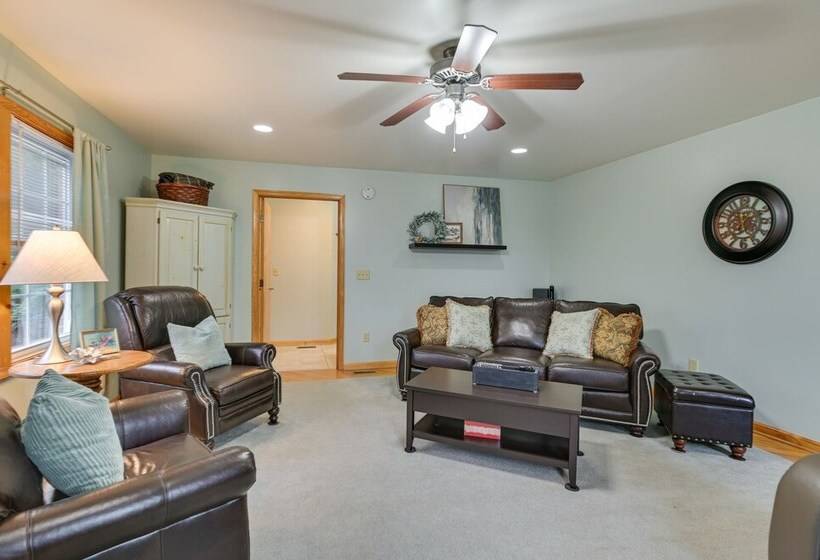 Large Home W/ Deck & Grill ~ 9 Mi To Virginia Tech