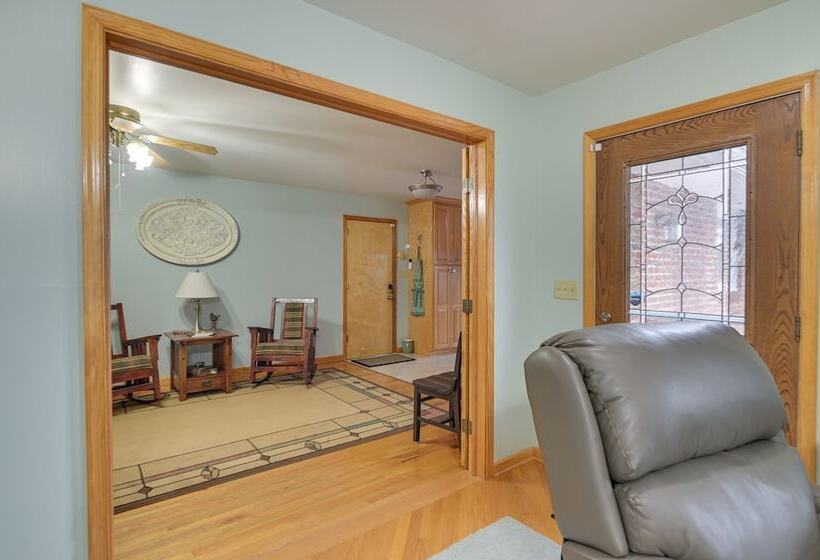 Large Home W/ Deck & Grill ~ 9 Mi To Virginia Tech