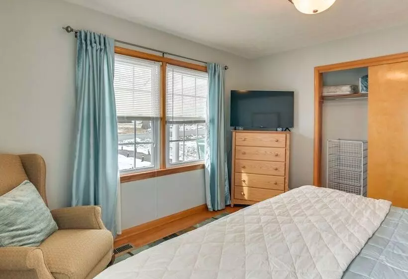 Large Home W/ Deck & Grill ~ 9 Mi To Virginia Tech