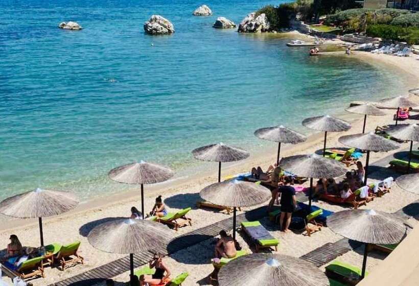 Nv Suites Sea Front Av Properties