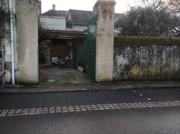 פנסיון Les Balcons Sur La Loire