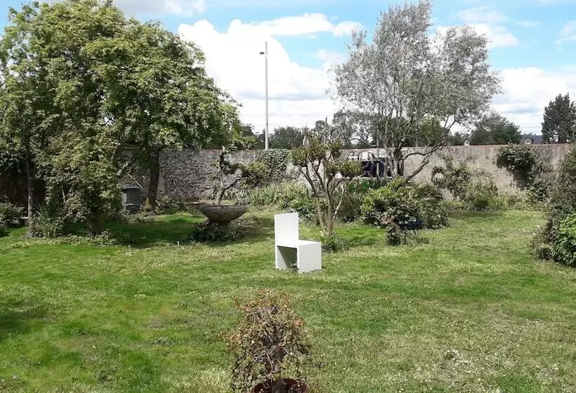 Majatalo Les Balcons Sur La Loire