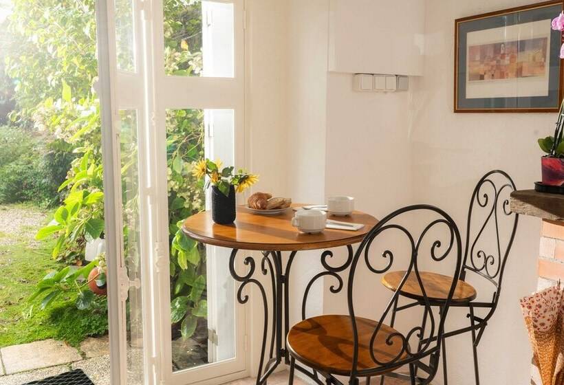 פנסיון Les Balcons Sur La Loire