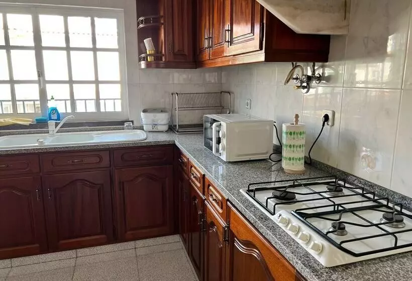 Majatalo R. António Aleixo 90a