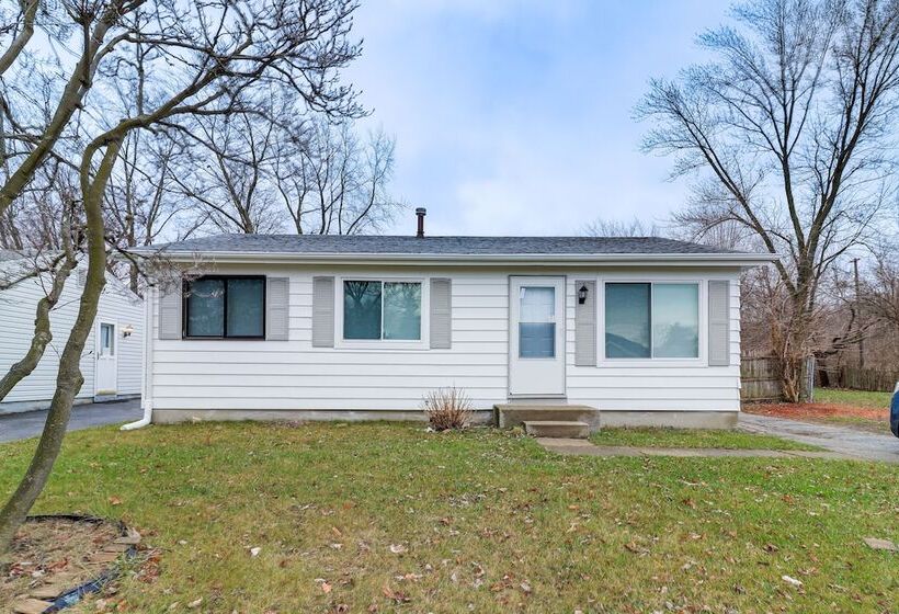 Quaint Toledo Home ~ 6 Mi To Downtown!