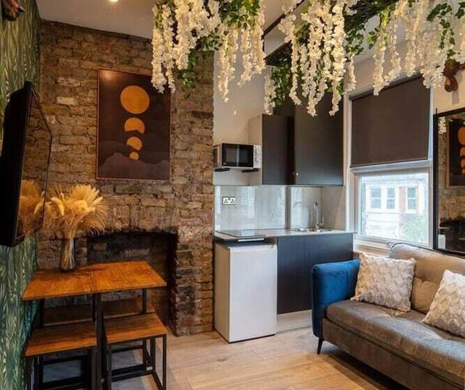 Резиденция Cosy 1 Bed Duplex   Close To Metro   Nw2