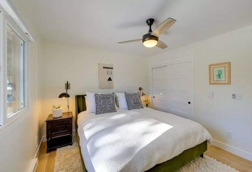 Spacious Black Hawk Home W/ Deck & Mountain Views!